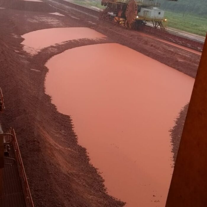 Bauxite from stacker reclaimer before